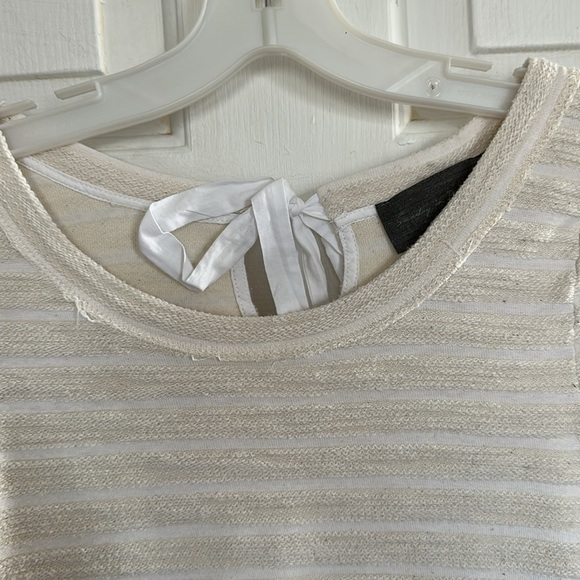 Sunday in Brooklyn Women’s top size XS - Picture 3 of 5